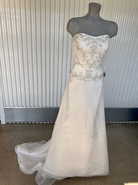 Jasmine Haute Couture | Size 12 | Strapless Beaded Ivory Wedding Dress